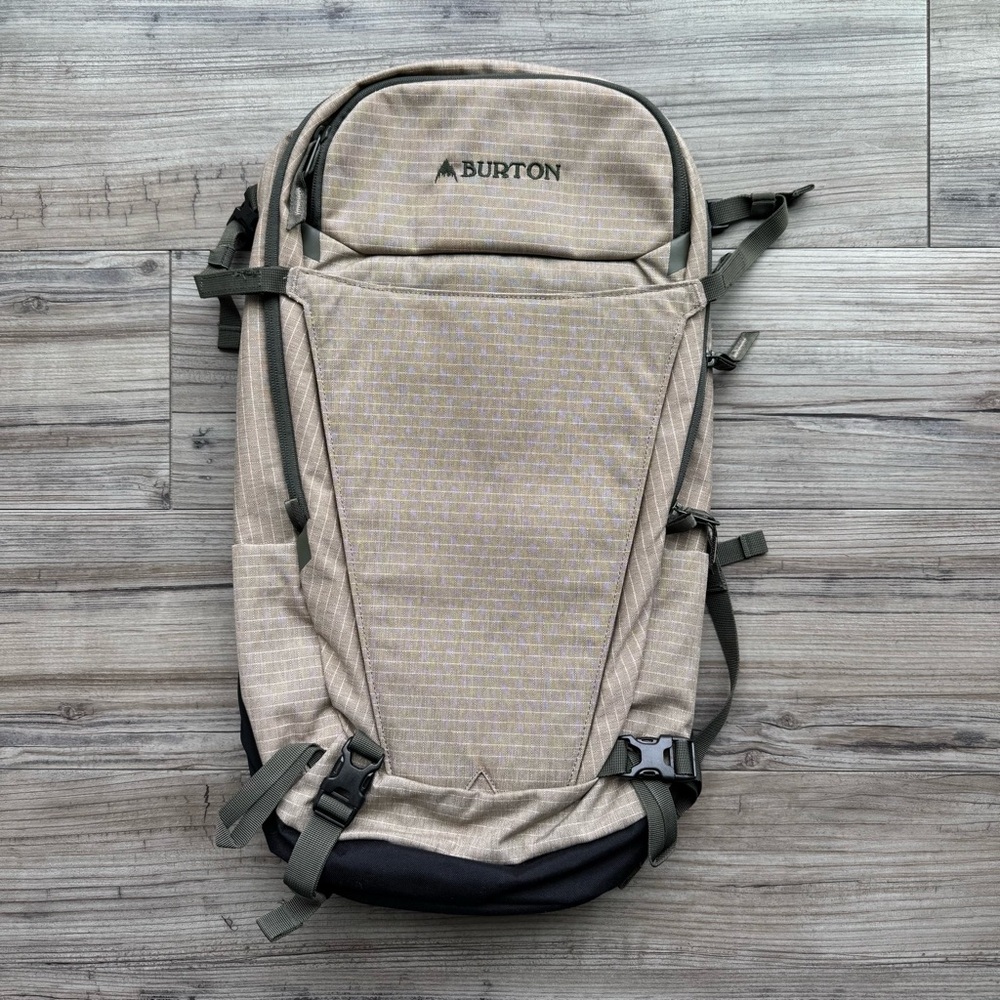 New Burton Tan Technical Backpack with Ergonomic Design